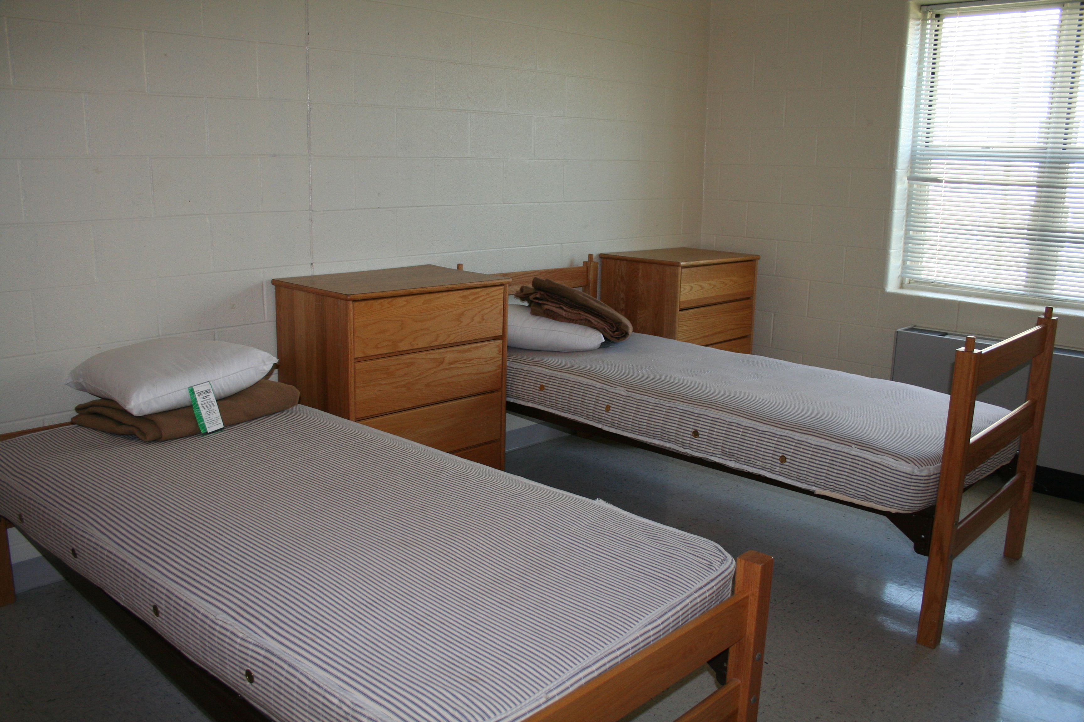 JAMES MADISON UNIVERSITY POTOMAC, CHESAPEAKE HALLS